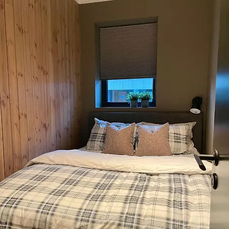 Highland I Pool I Sauna I Sleeps 6 * Hol
